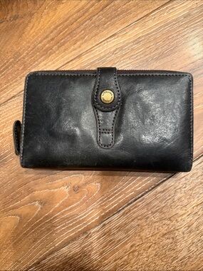 Black Leather Snap Wallet - Classic Women's Wallet